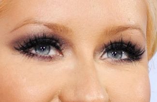 Christina Aguilera eye color