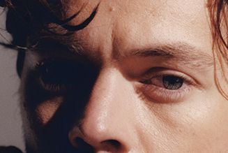 Harry Styles eye color