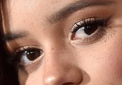 Jenna Ortega eye color