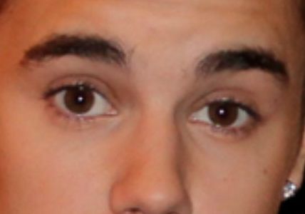 Justin Bieber eye color