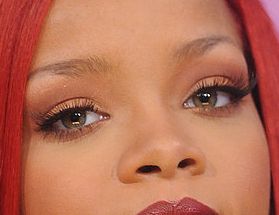 Rihanna eye color