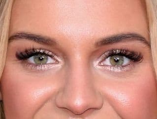 Kelsea Ballerini eye color