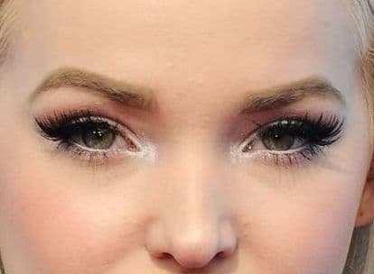 Dove Cameron eye color