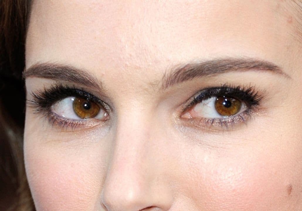 Natalie Portman eye color